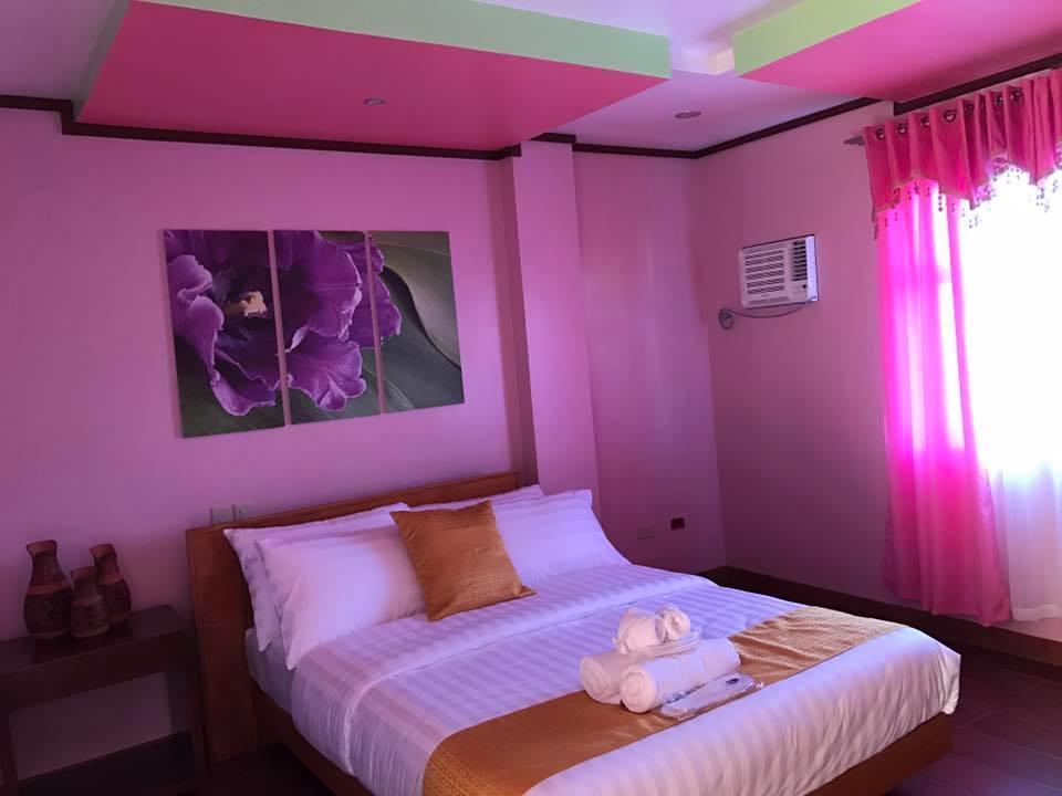 รอยัล แมนชั่น โฮเต็ล Hotel Tabaco ภายนอก รูปภาพ