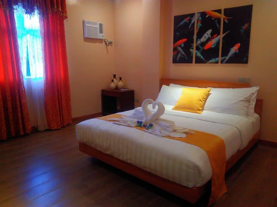 รอยัล แมนชั่น โฮเต็ล Hotel Tabaco ภายนอก รูปภาพ