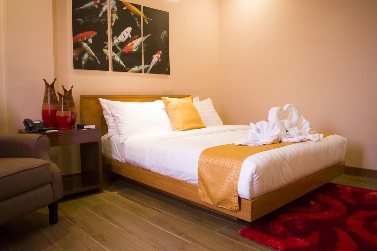 รอยัล แมนชั่น โฮเต็ล Hotel Tabaco ภายนอก รูปภาพ