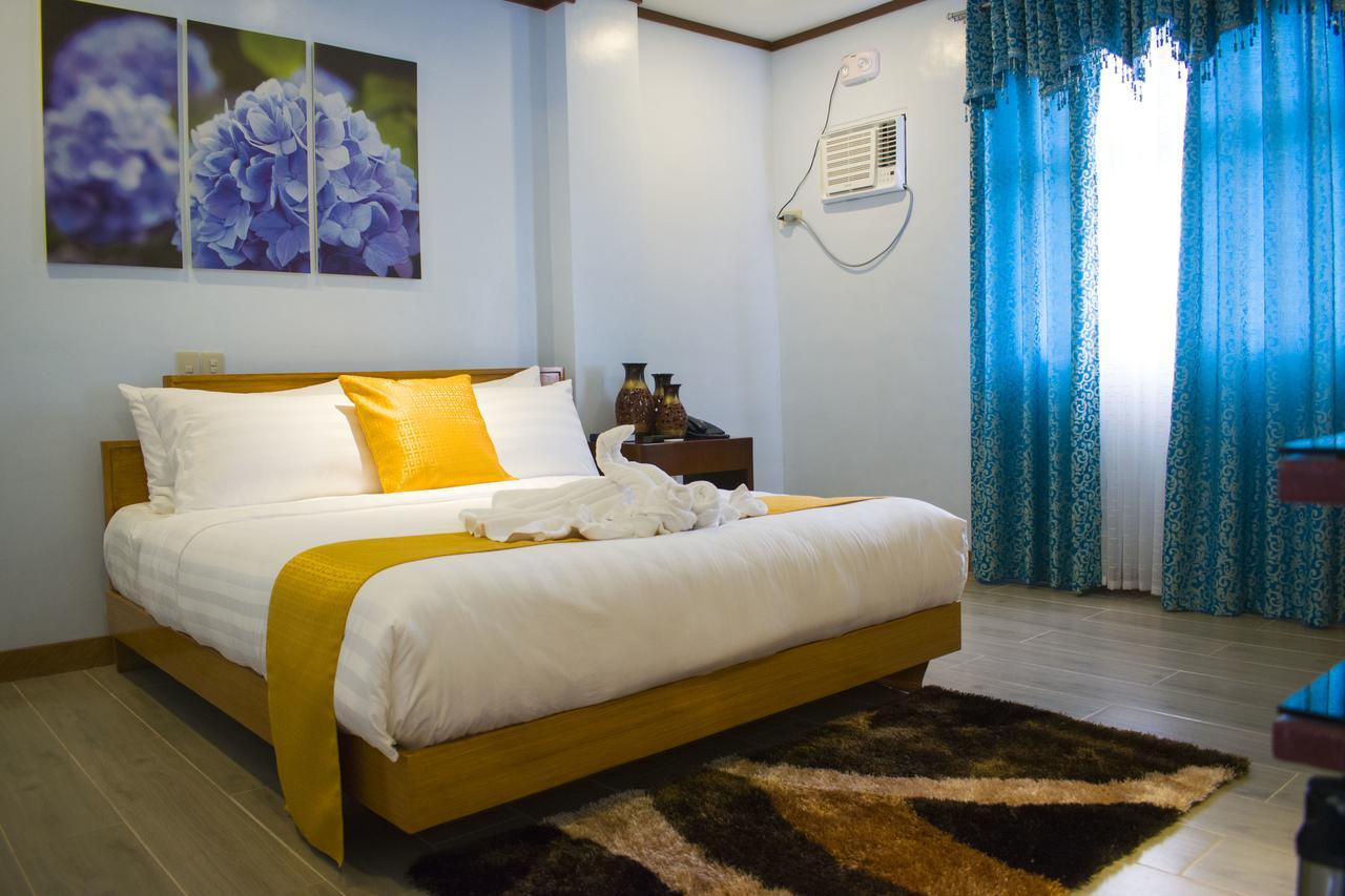 รอยัล แมนชั่น โฮเต็ล Hotel Tabaco ภายนอก รูปภาพ