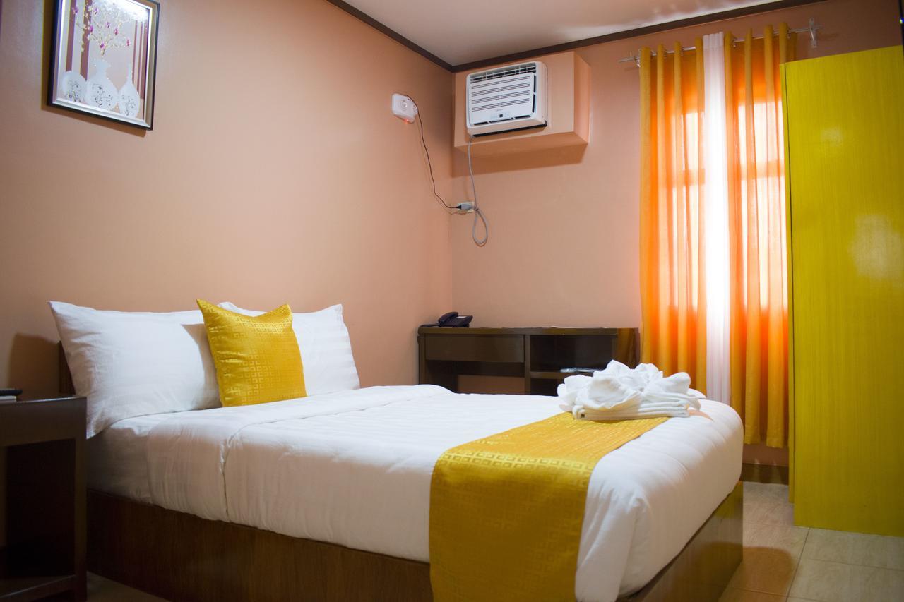 รอยัล แมนชั่น โฮเต็ล Hotel Tabaco ภายนอก รูปภาพ